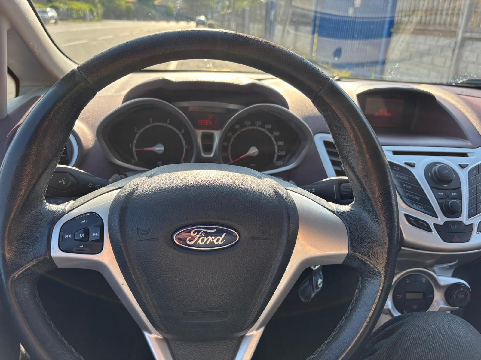 Ford Fiesta Foto 4