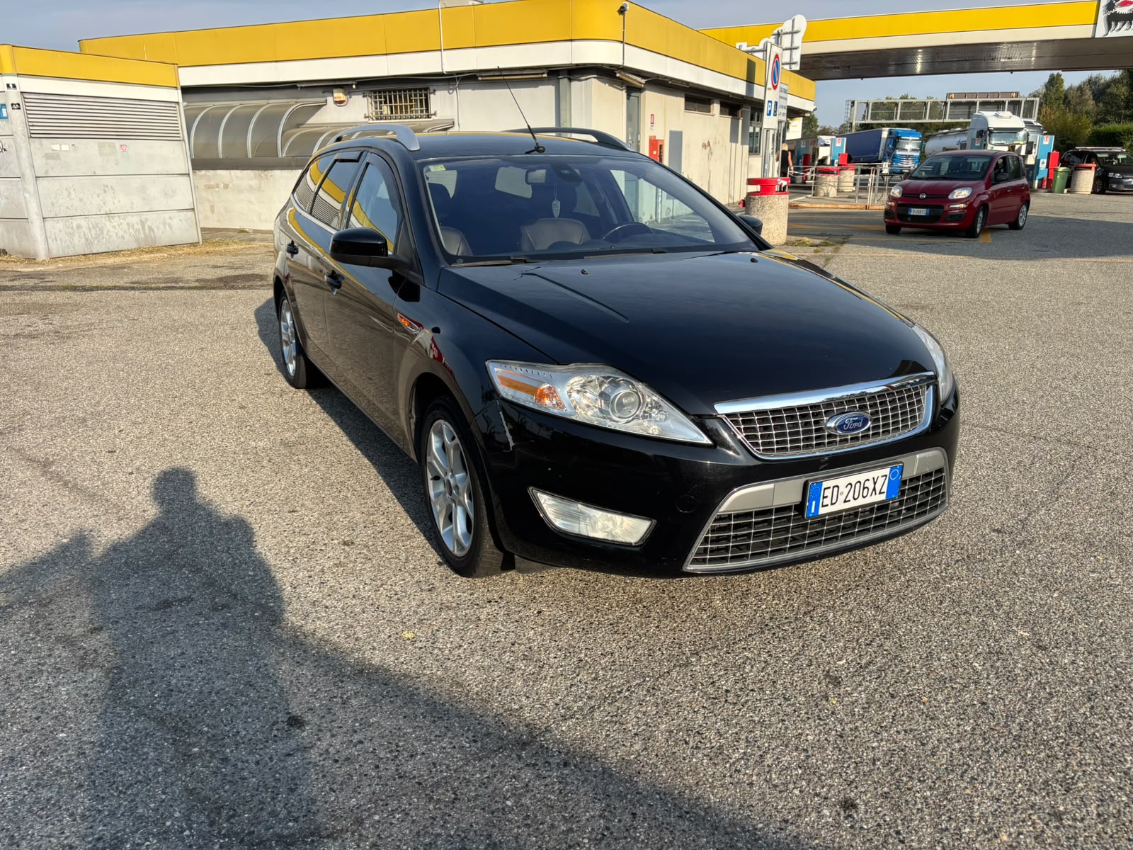Ford Mondeo Foto 1