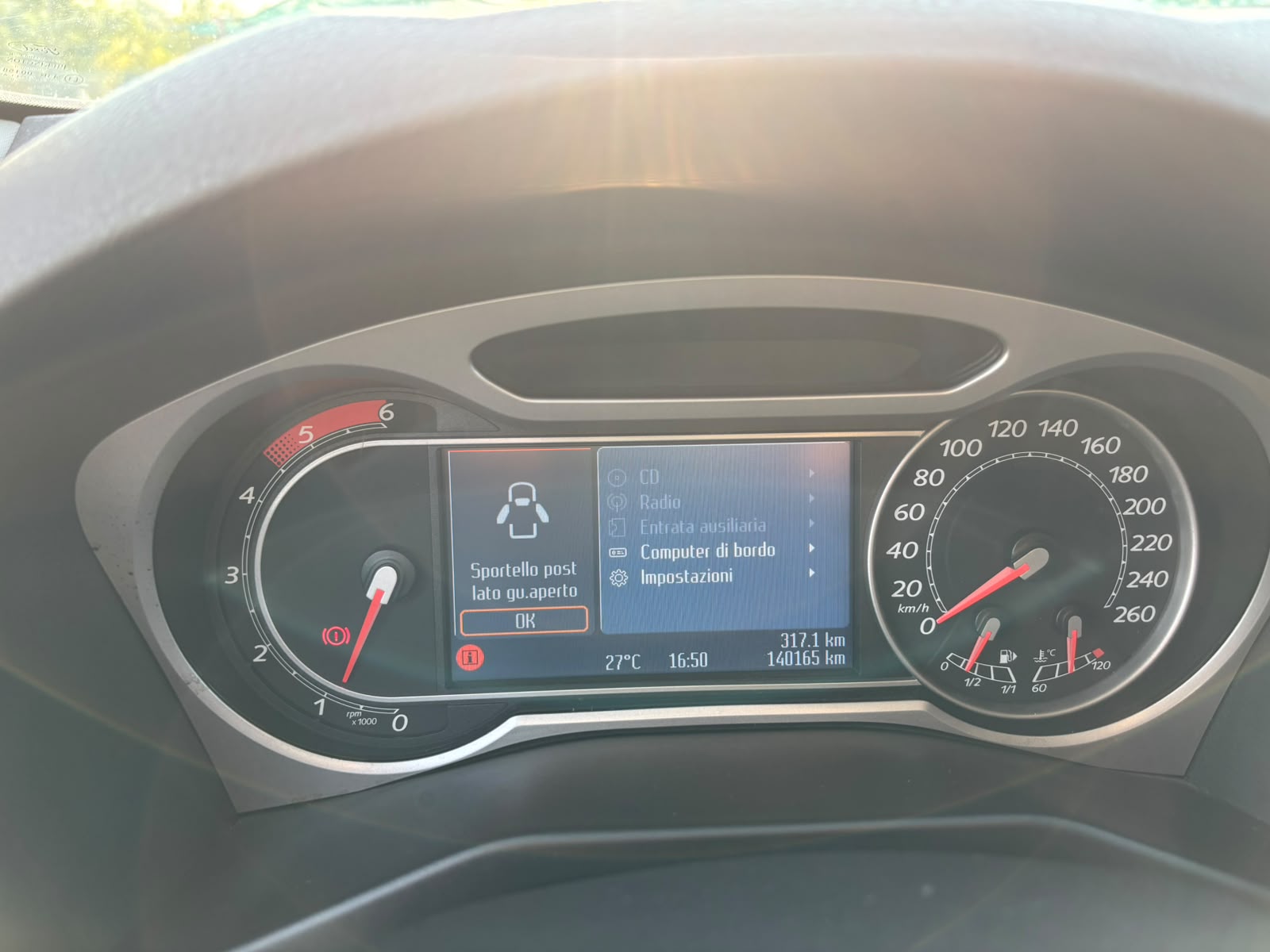 Ford Mondeo Foto 13