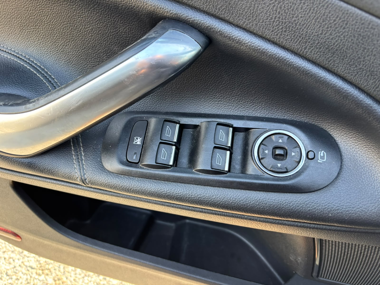 Ford Mondeo Foto 15