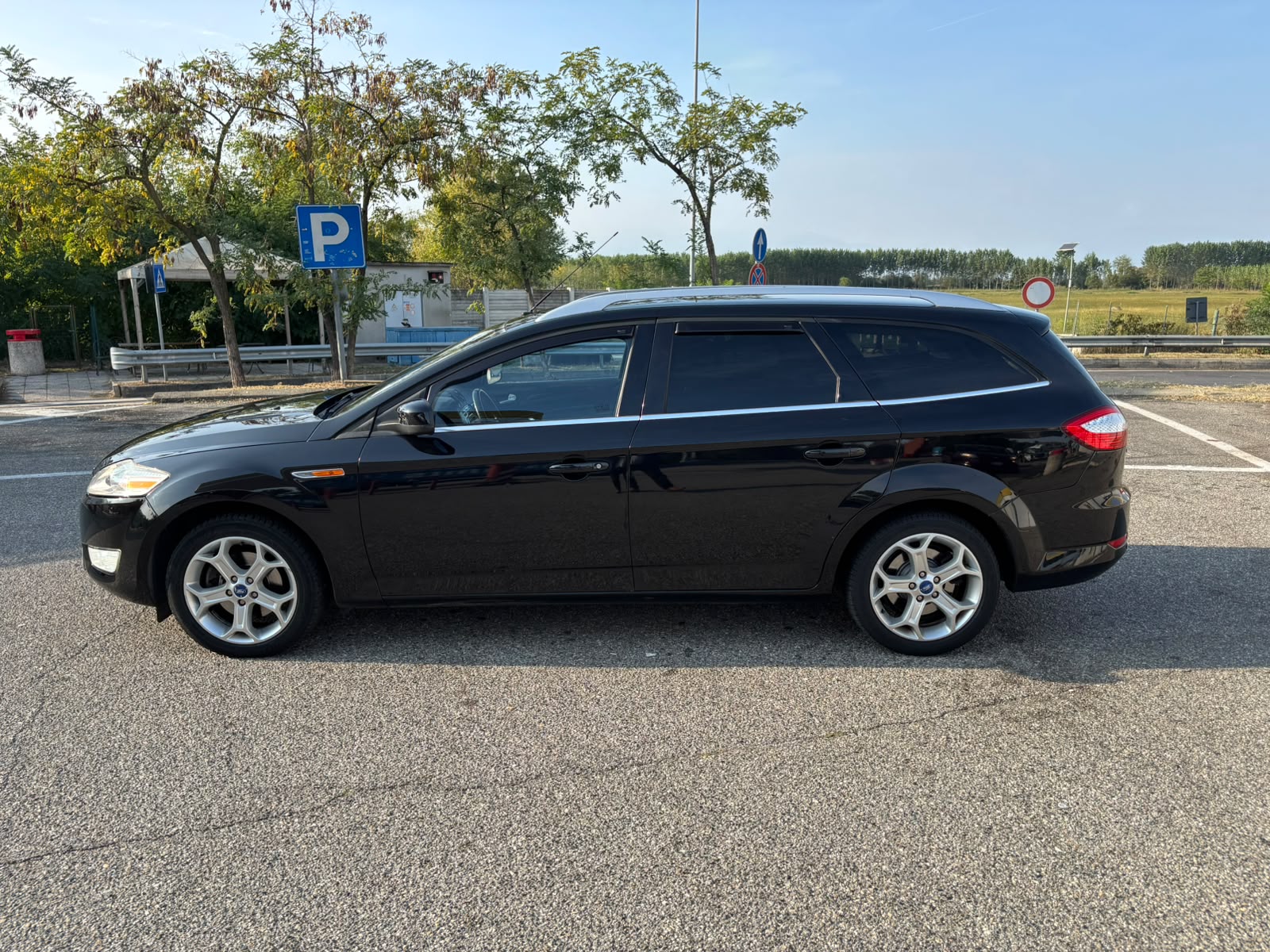 Ford Mondeo Foto 6