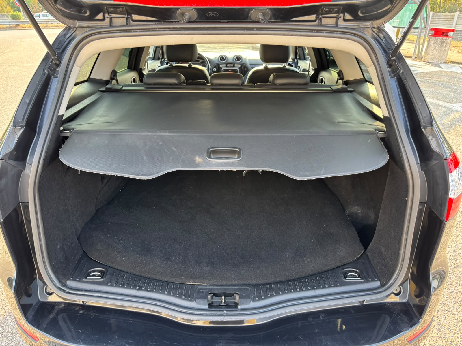 Ford Mondeo Foto 9