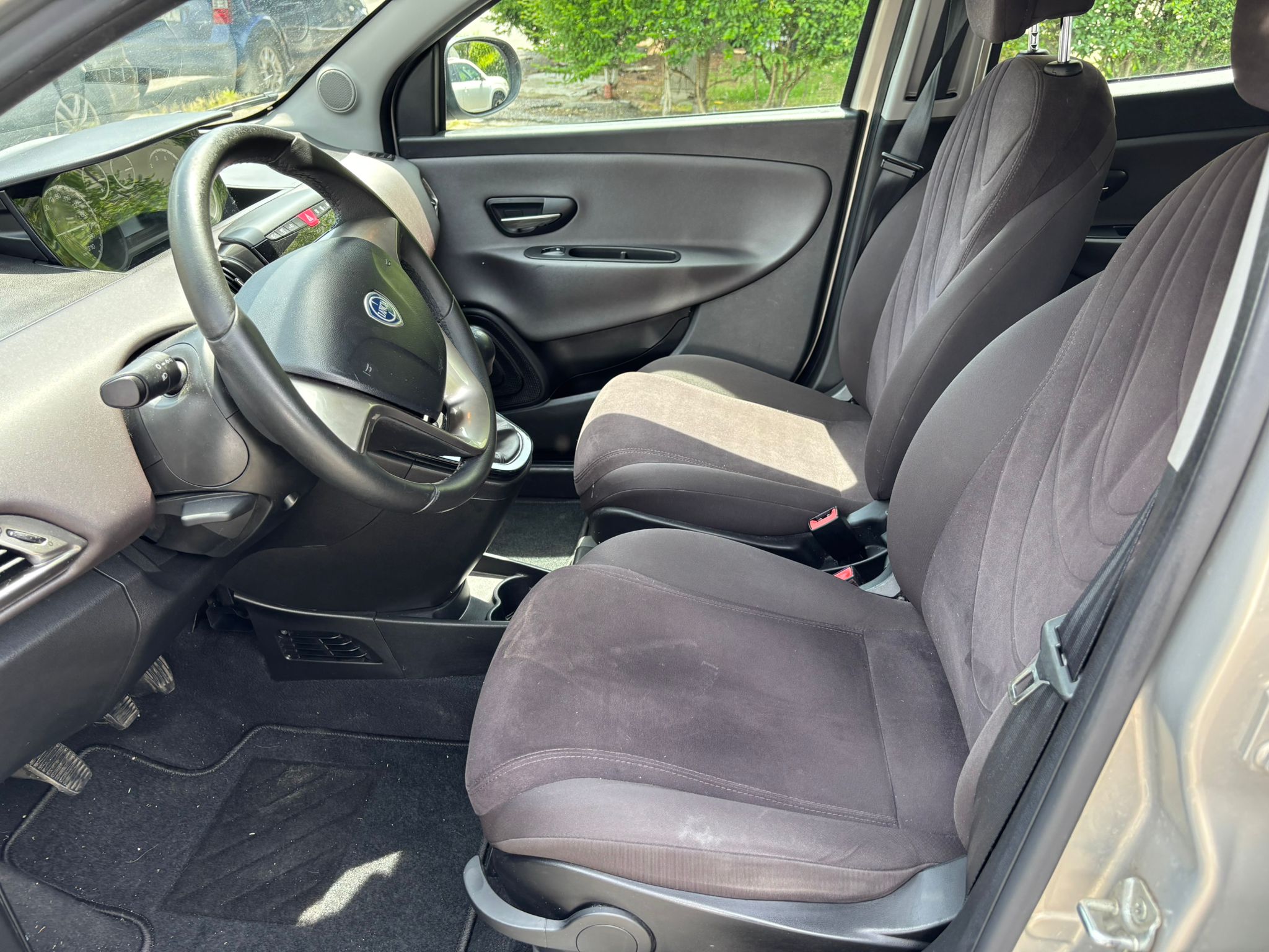 Lancia Ypsilon Foto 7