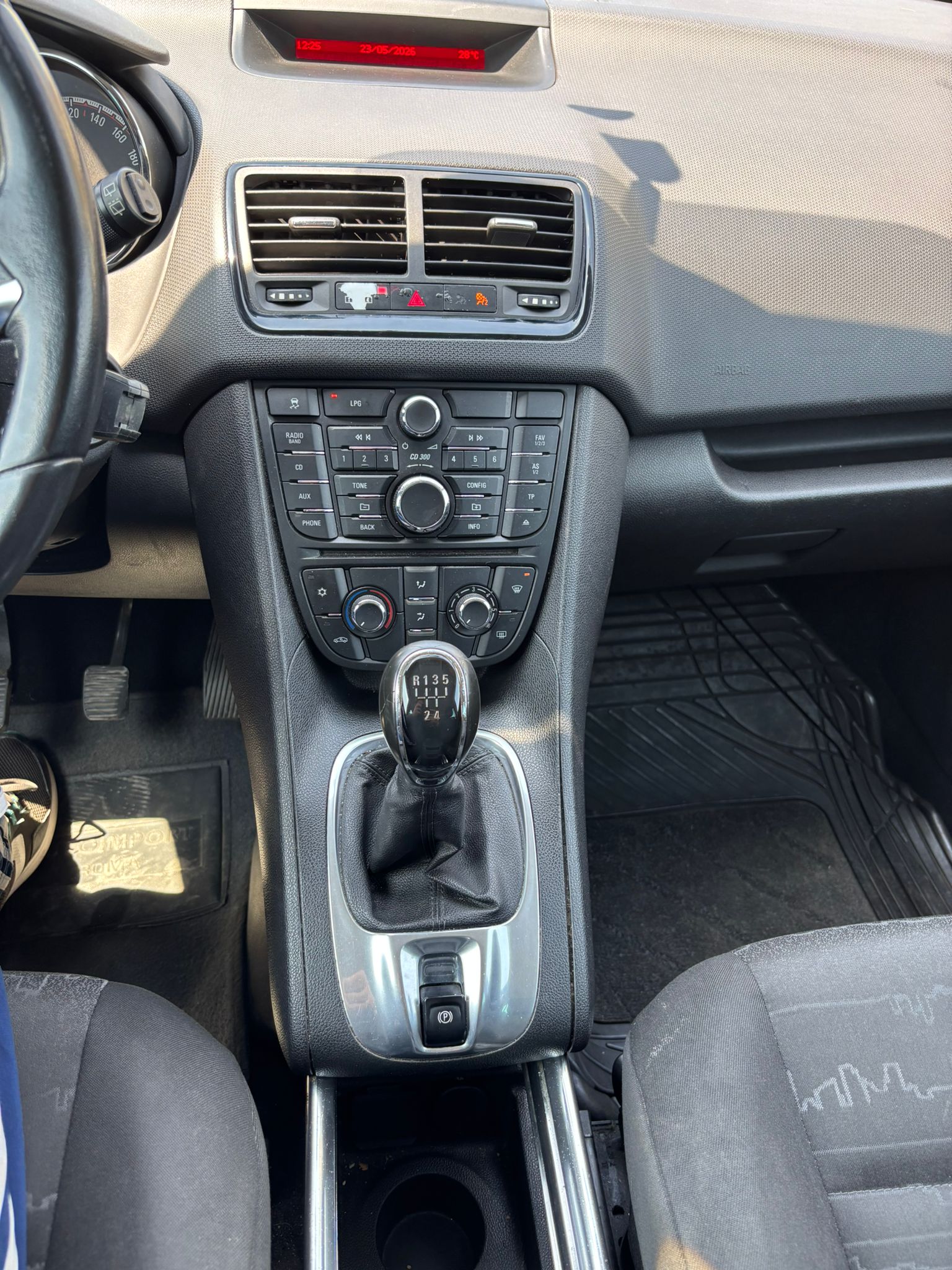 Opel Meriva Foto 15