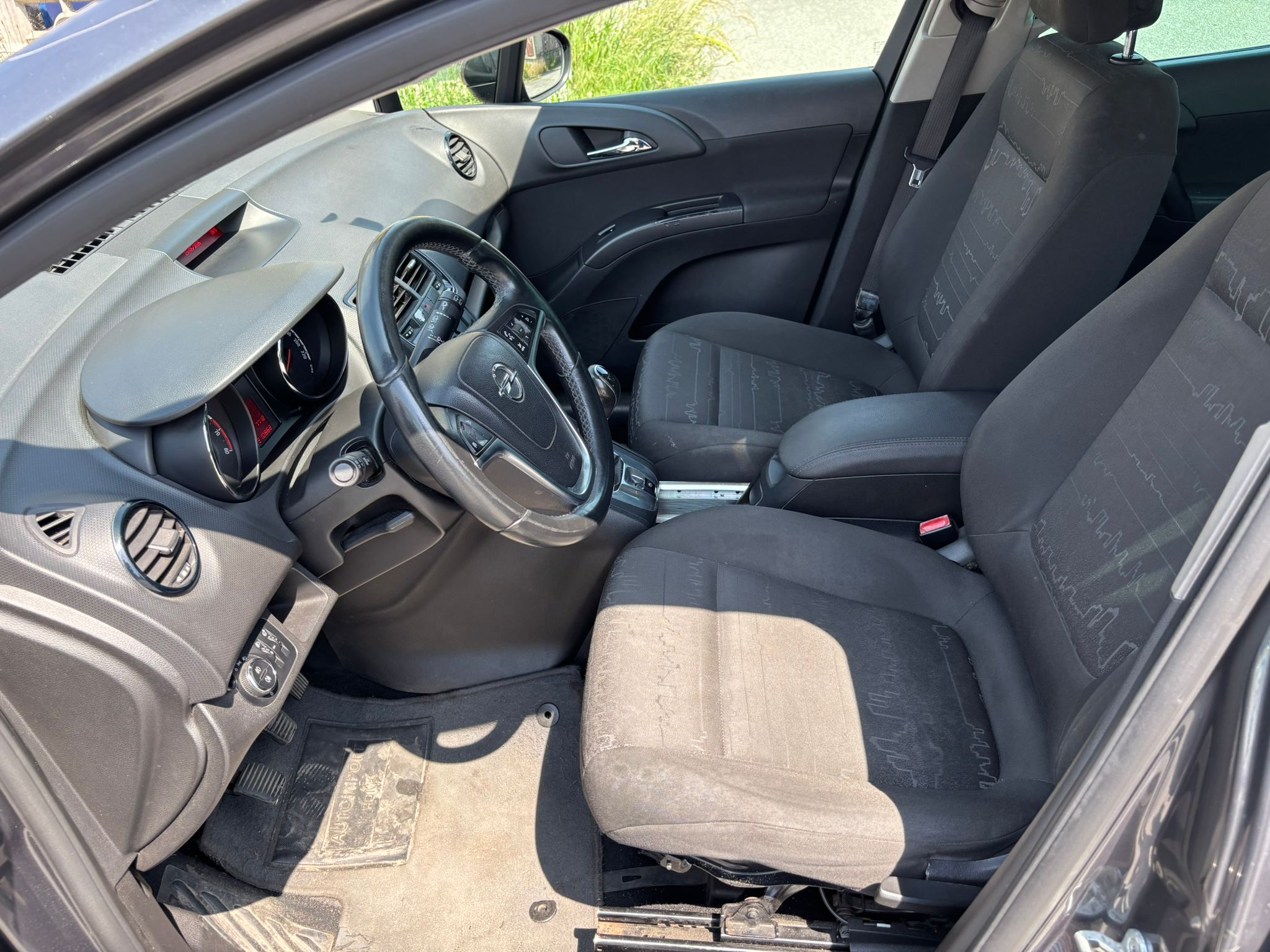 Opel Meriva Foto 16